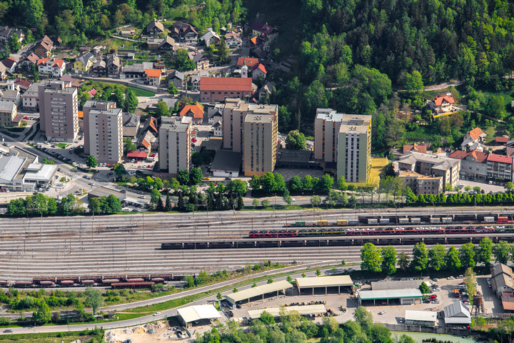 Iskra to modernize the Jesenice Railway Station